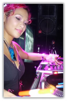 Suzy Solar  Solar Power Sessions 486 (Guestmix Dave Deen) (28-01-2011)