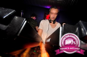 DJ T.  RA Top 10 May (2012)